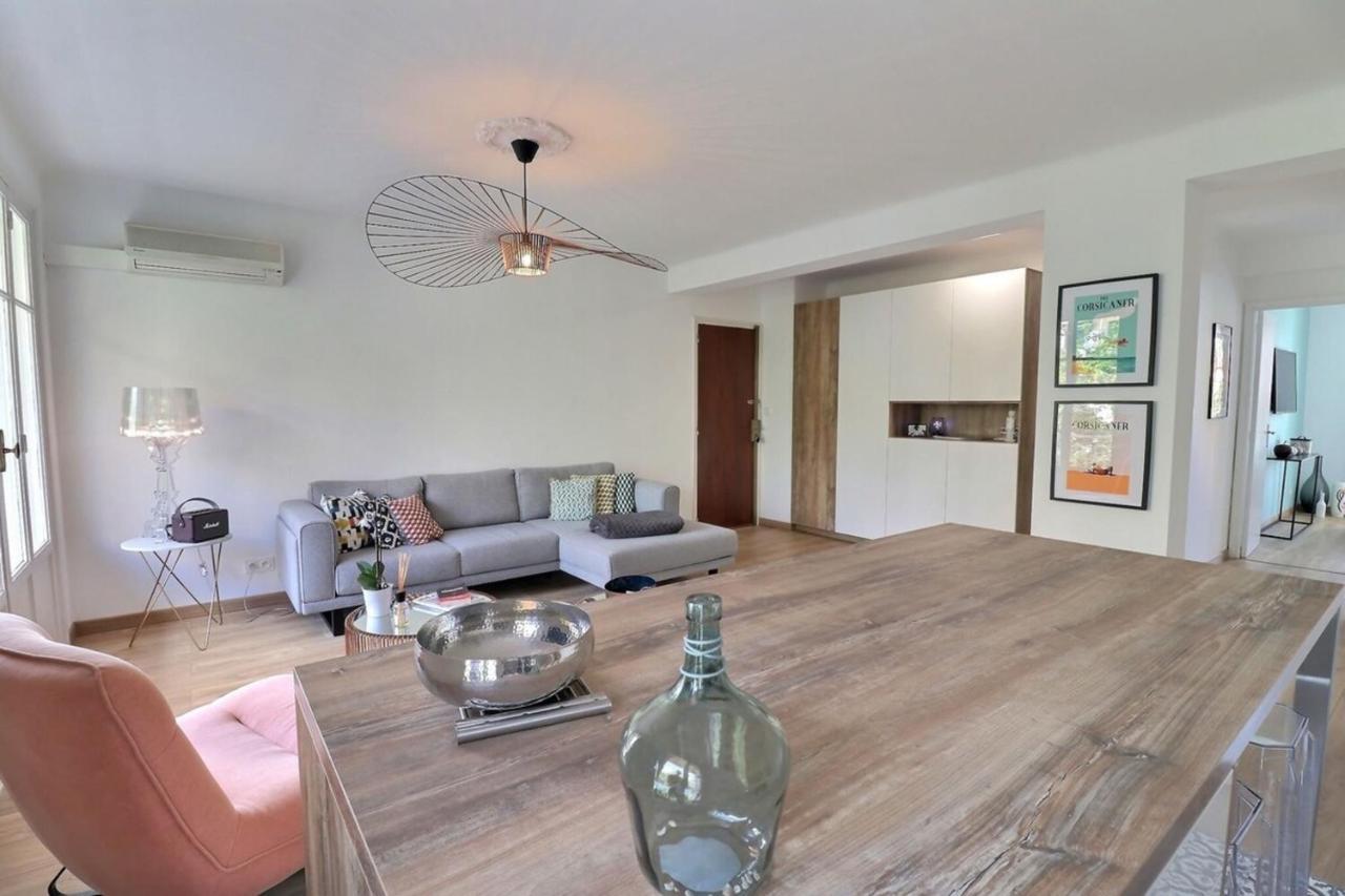 Charmant T2 Avec Balcon - Parking, Ac, Wifi أجاكسيو المظهر الخارجي الصورة