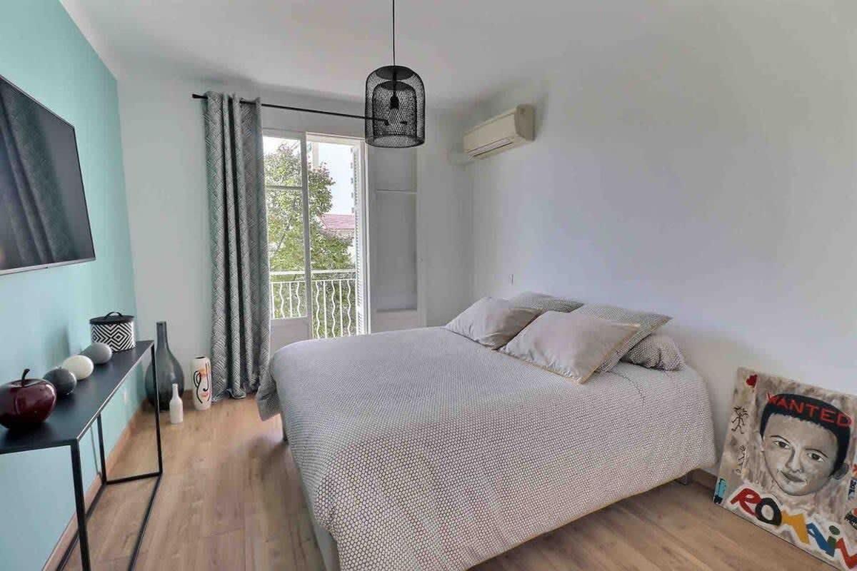 Charmant T2 Avec Balcon - Parking, Ac, Wifi أجاكسيو المظهر الخارجي الصورة